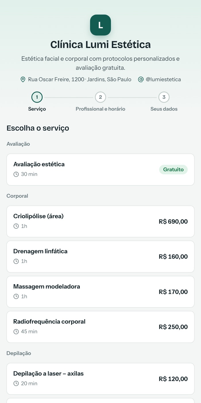 Página de agendamento online no celular, com a lista de serviços da clínica